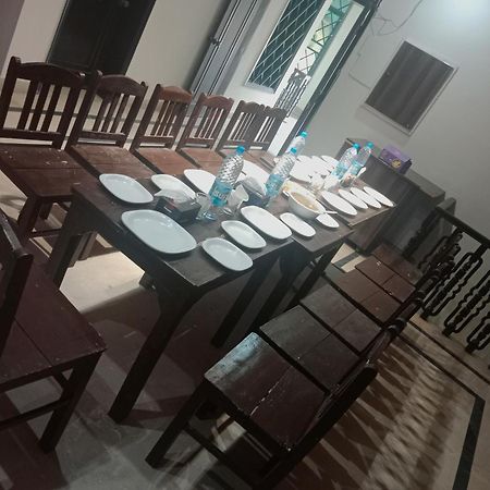 Hotel Royal Grand Lahore Eksteriør billede