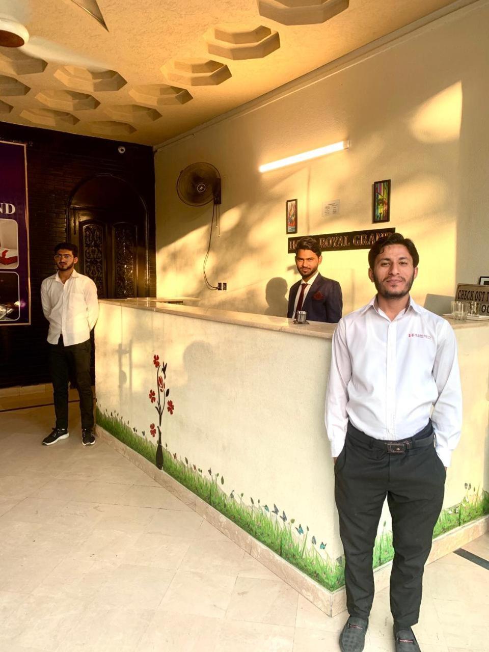 Hotel Royal Grand Lahore Eksteriør billede