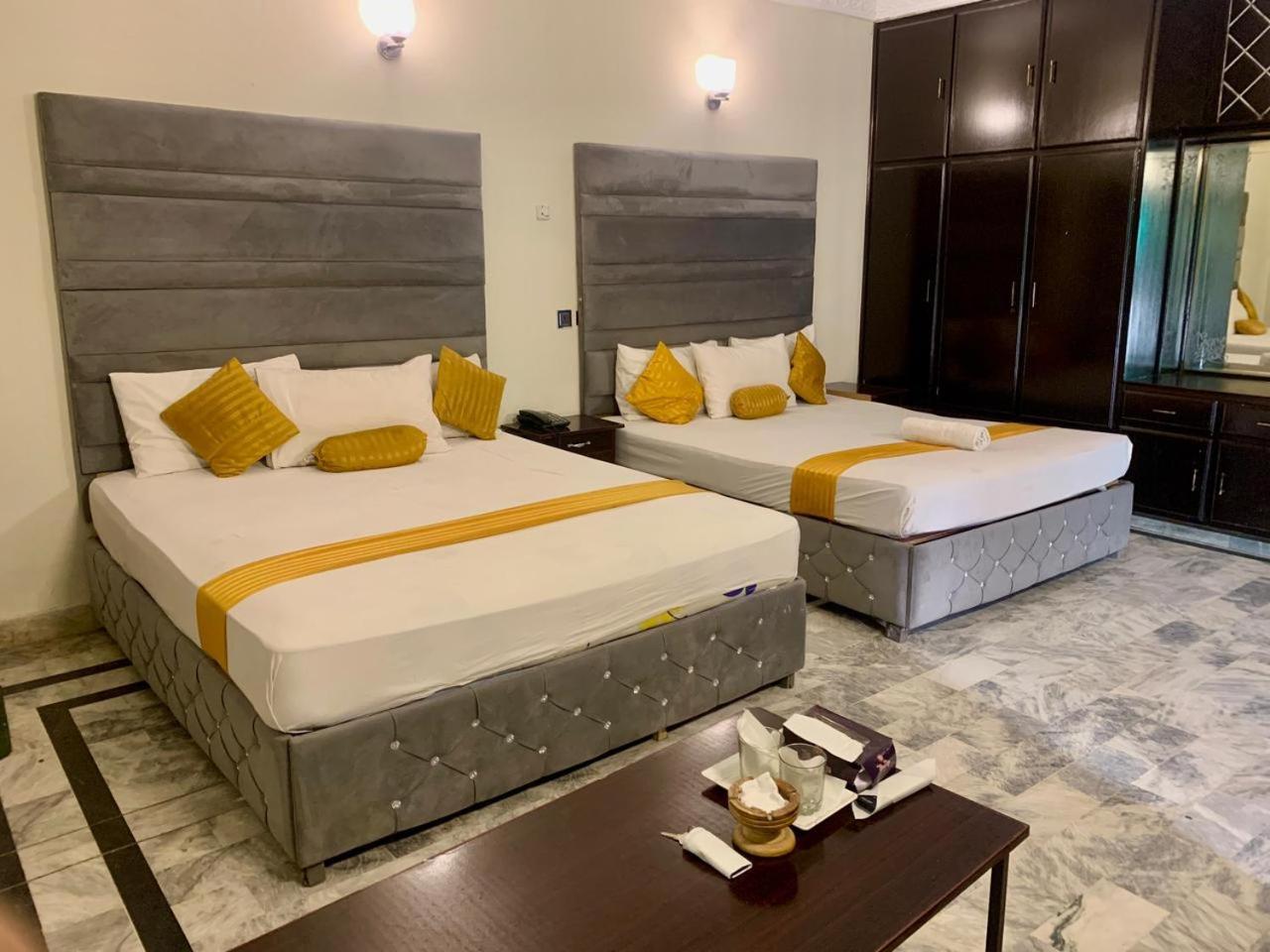 Hotel Royal Grand Lahore Eksteriør billede