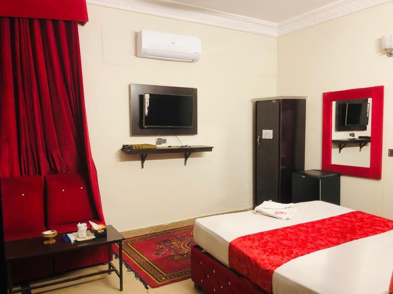 Hotel Royal Grand Lahore Eksteriør billede